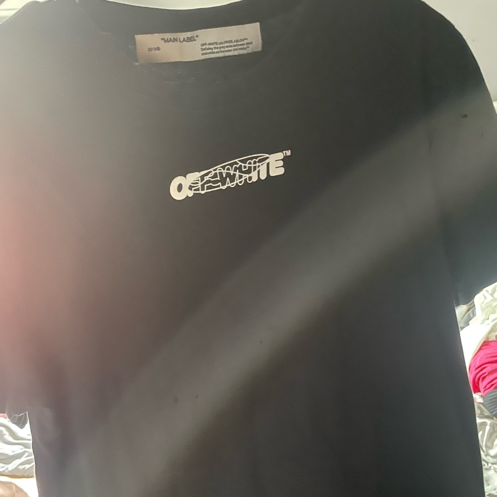 I cant no longer fit the shirt it is too small it is a unisex large .